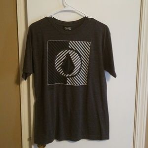 Volcom tee size M